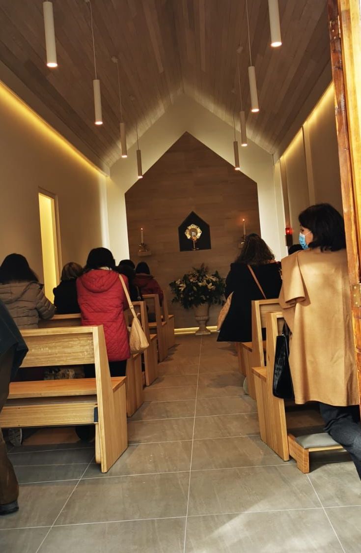 Nace una nueva Capilla de Adoración Eucarística en Santiago